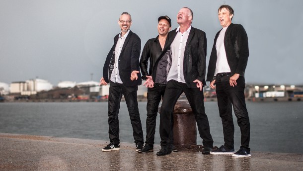 Koncert med FORKLÆDT SOM VOKSEN med Kim Larsen musik